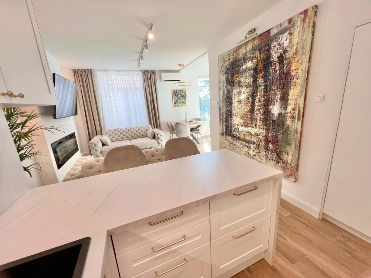 Apartment Velvet - Free Private Garage دوبروفينك المظهر الخارجي الصورة