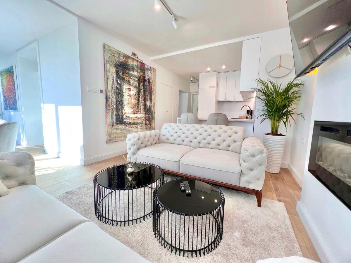 Apartment Velvet - Free Private Garage دوبروفينك المظهر الخارجي الصورة