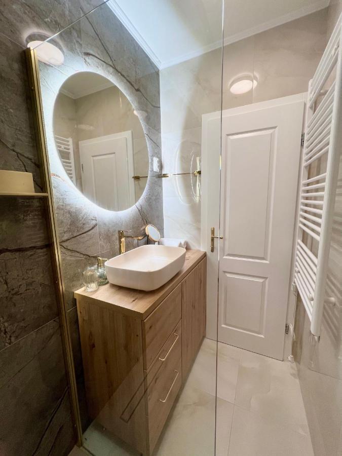 Apartment Velvet - Free Private Garage دوبروفينك المظهر الخارجي الصورة